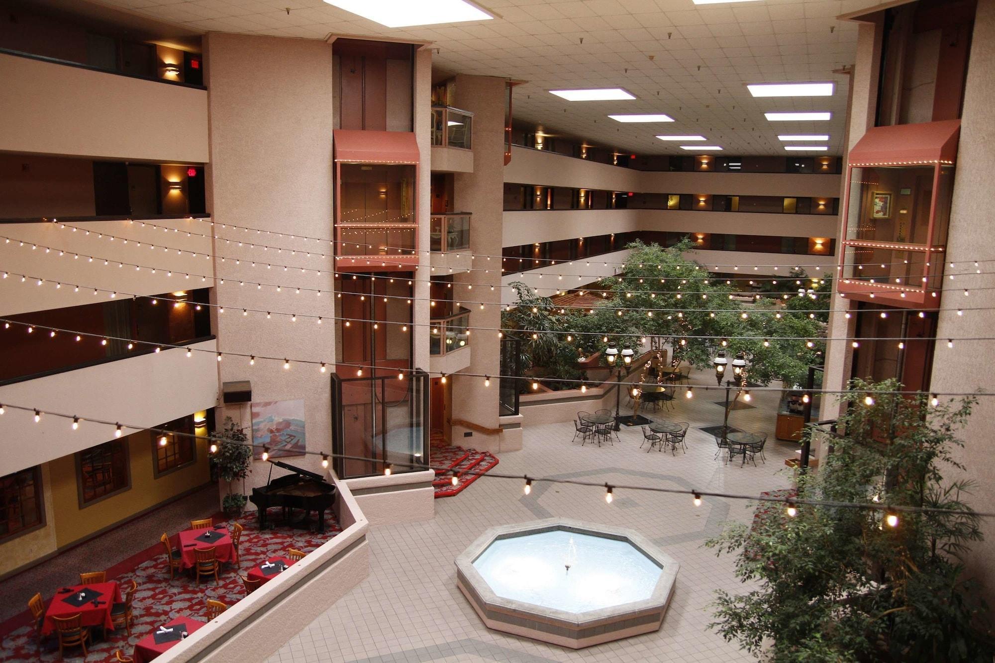 Ramada By Wyndham Viscount Suites Tucson East Exterior photo